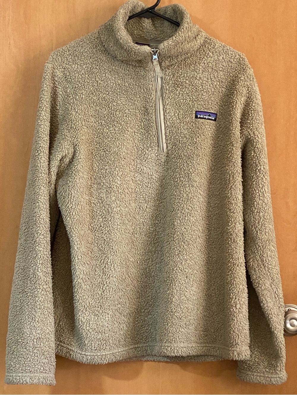 Patagonia Women’s Beige Sherpa Quarter-Zip Pullover